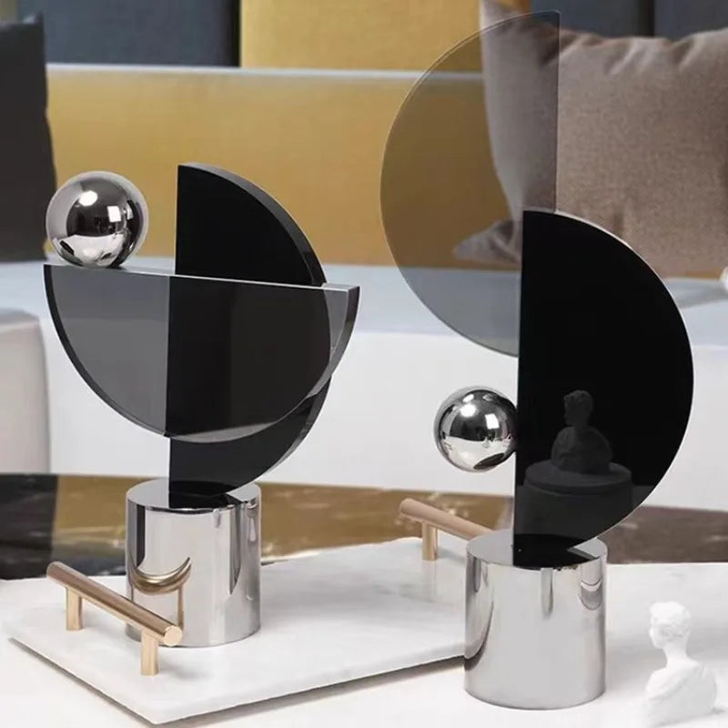 Statue géométrique décorative