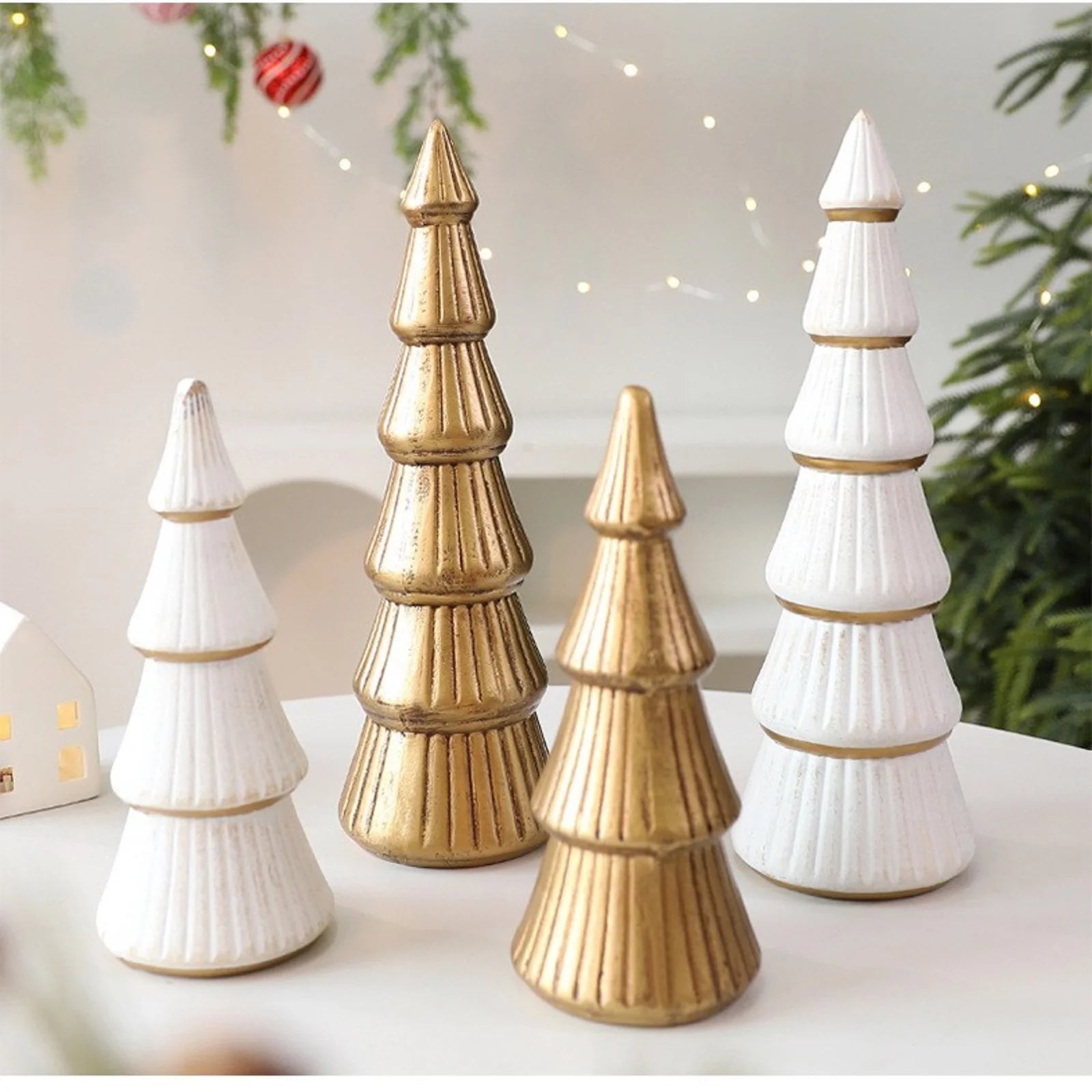 Ornement Sapin Doré en Bois